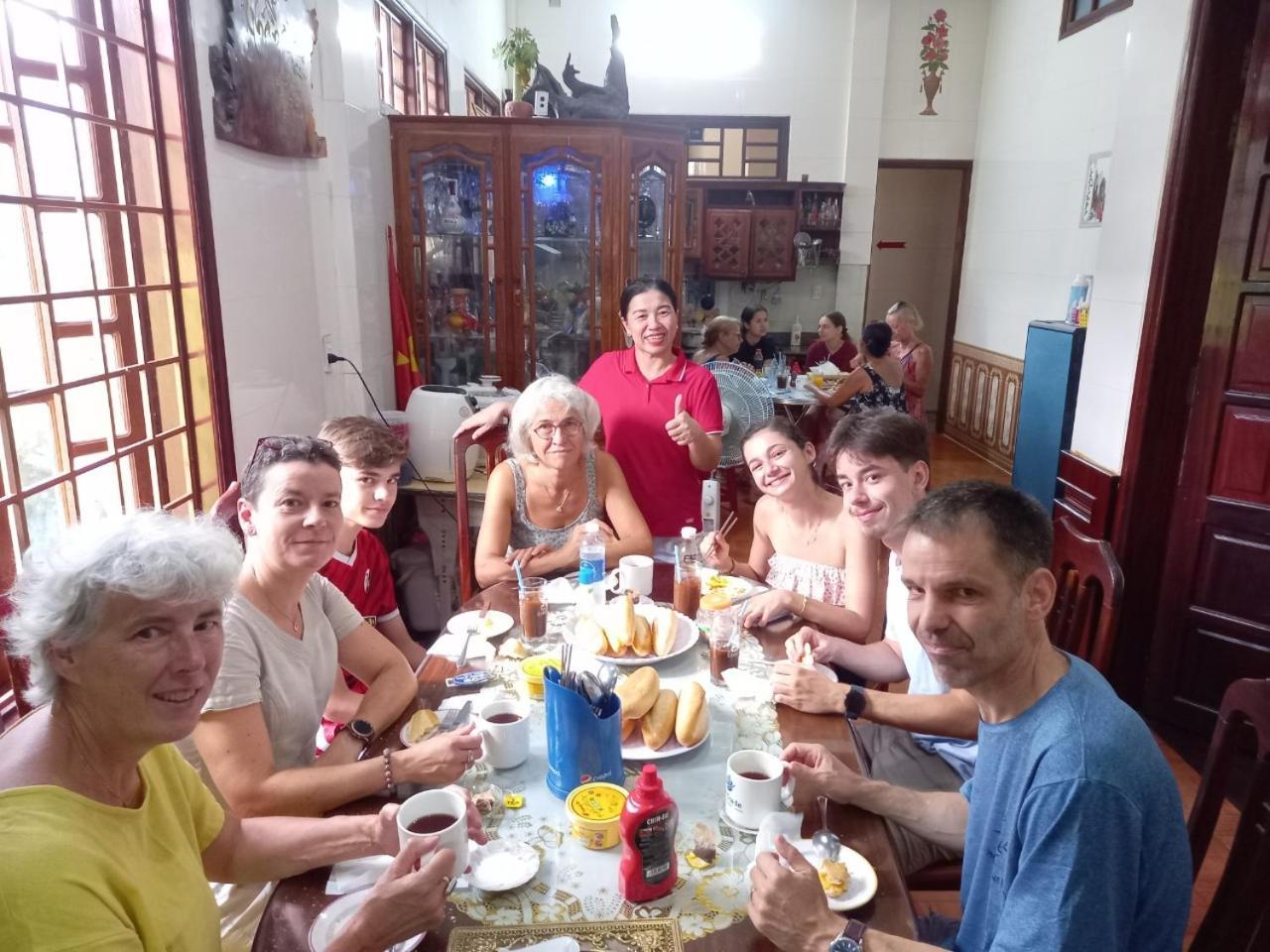 Hoa Phuong Guesthouse Dong Ha Екстер'єр фото